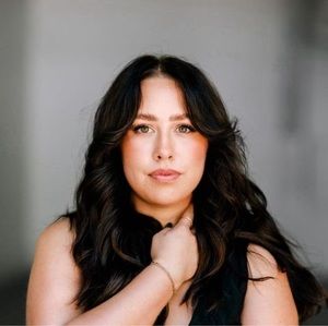 Meet your Posher, Lily